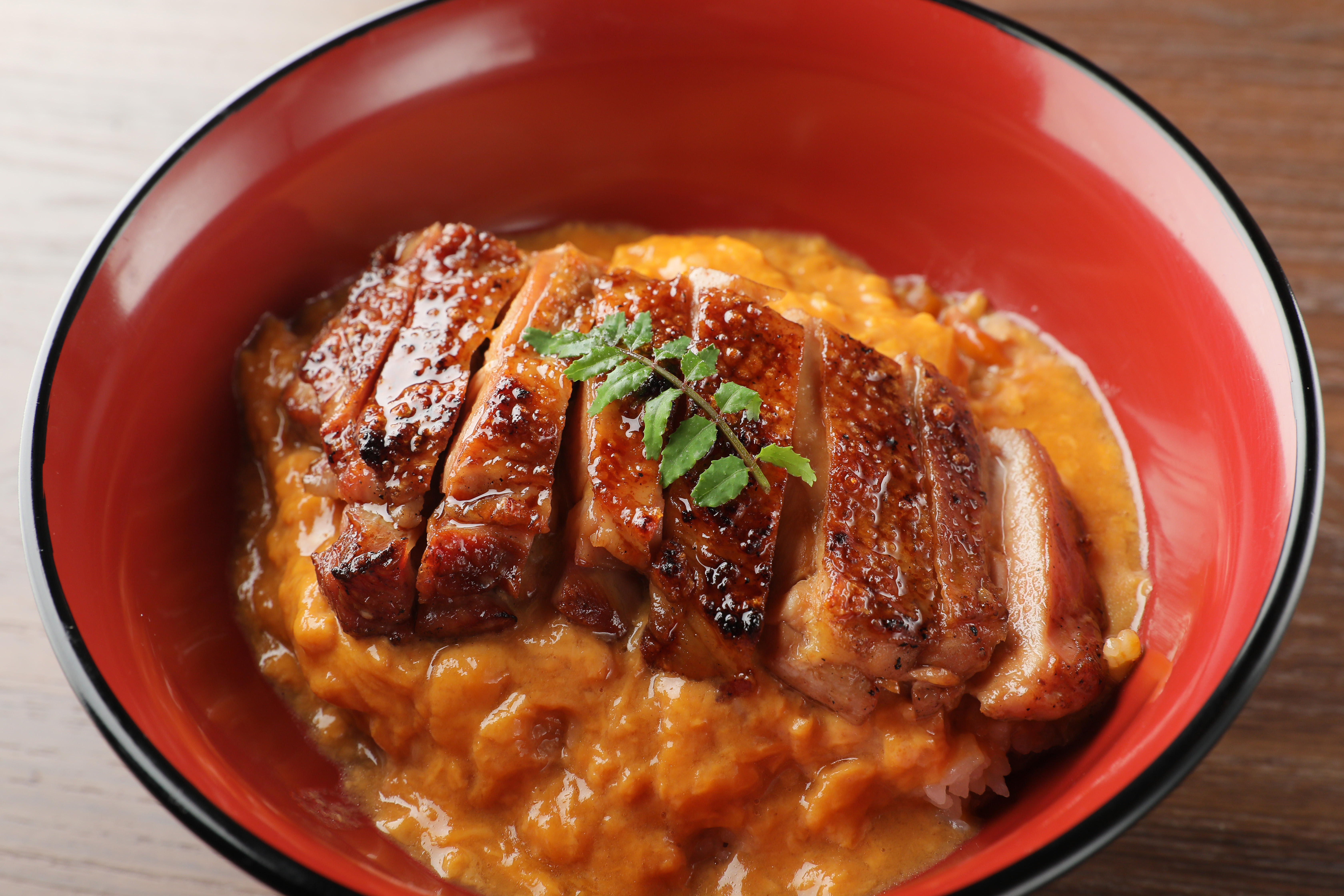備長炭炭火焼 奥美濃古地鶏　鶏ステーキ親子丼御膳